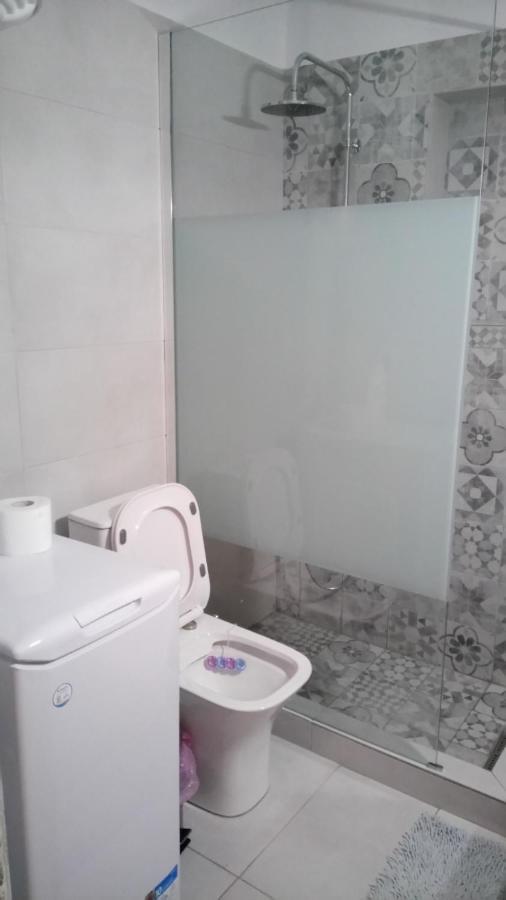 Alex Seaview House Apartamento Chorefton Exterior foto